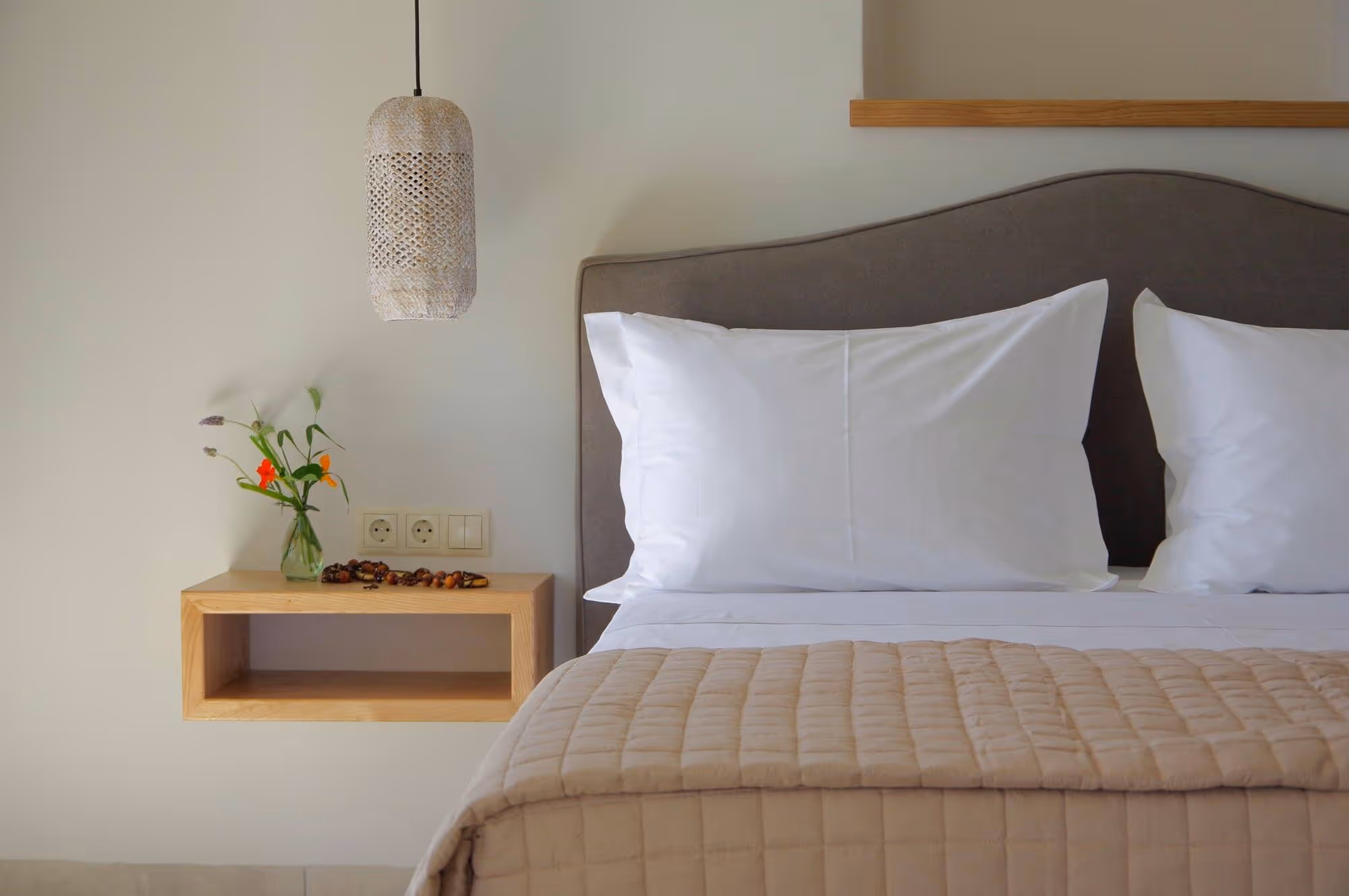 Krinakia suites bedroom with sea view